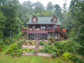 Blue Bear Cabin, Black Mountain